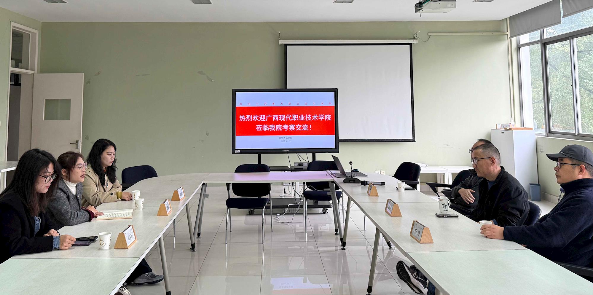 12b7d2a93310402181e23e99353c8599.jpg 12b7d2a93310402181e23e99353c8599.jpg