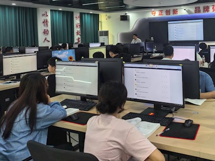 深耕课堂守初心，精研细节育匠心