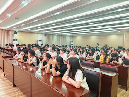 筑梦造价，赋能未来——建筑工程学院开展2026级工程造价专业新生介绍会